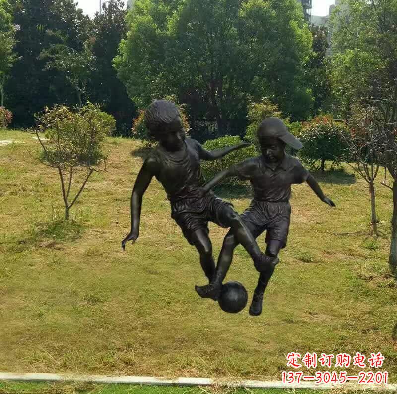 泰州儿童踢足球铜雕塑