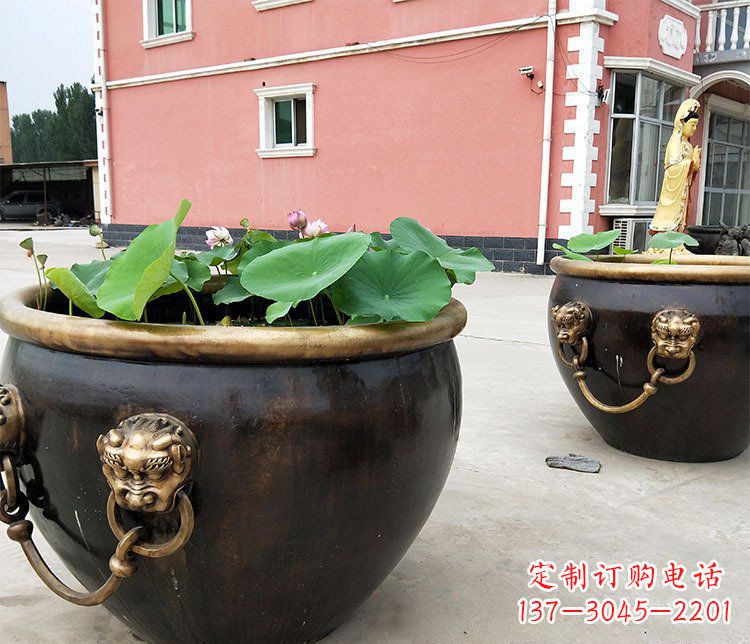 泰州精美铜雕狮子头水缸