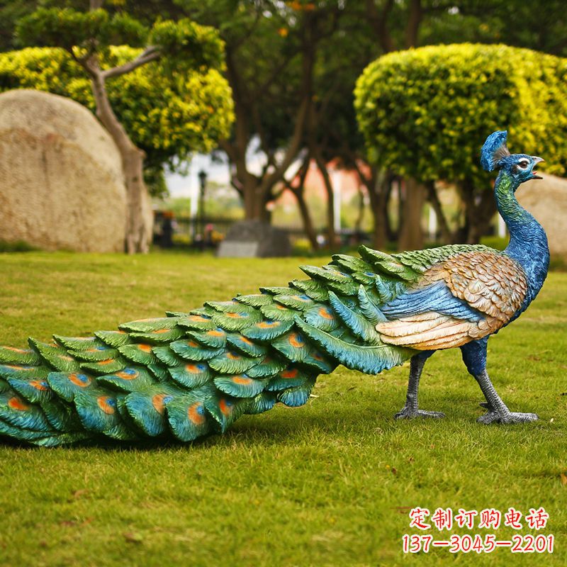 泰州仿真孔雀雕塑-动物园植物园草坪仿真动物摆件