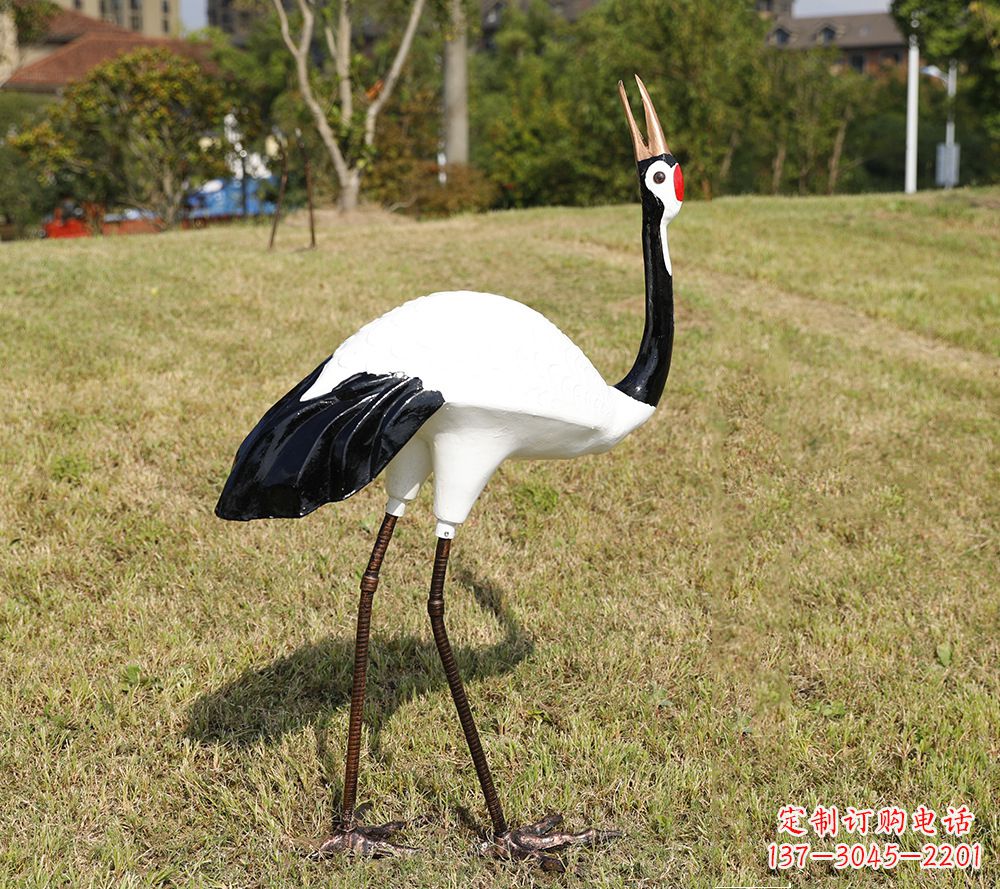 泰州仿真仙鹤雕塑