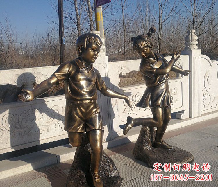 泰州浪漫圆满的精美花篮雕塑