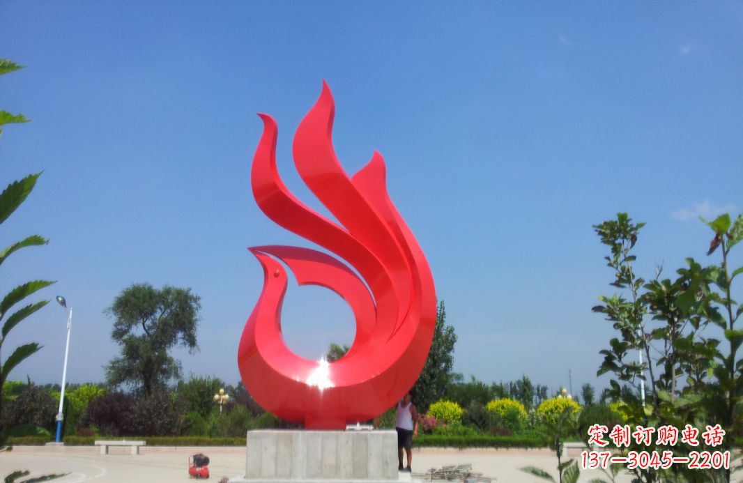 泰州精美绝伦的凤凰不锈钢抽象雕塑