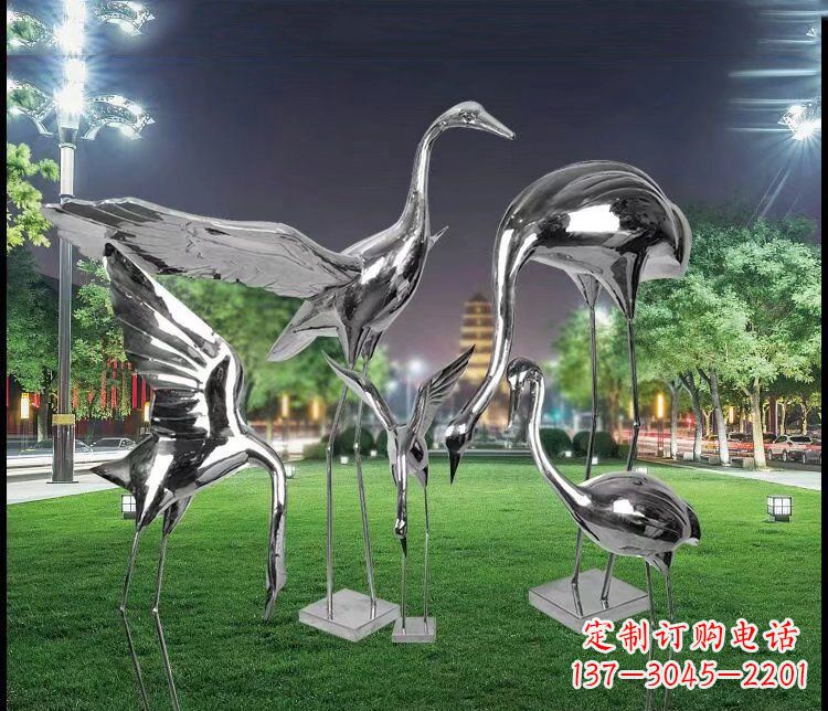 泰州大型不锈钢仙鹤雕塑