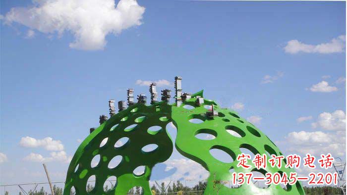 泰州约克公园不锈钢镂空半圆拱门雕塑