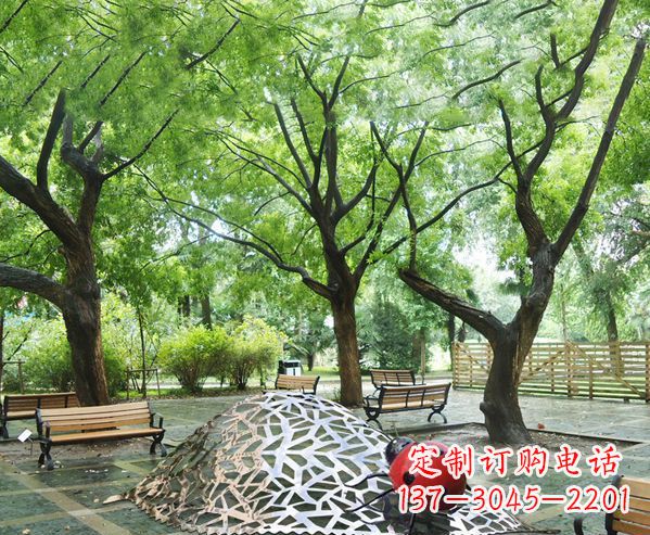 泰州悠久活力-不锈钢瓢虫雕塑