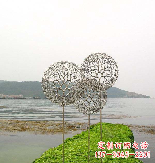 泰州 迷人的不锈钢蒲公英雕塑