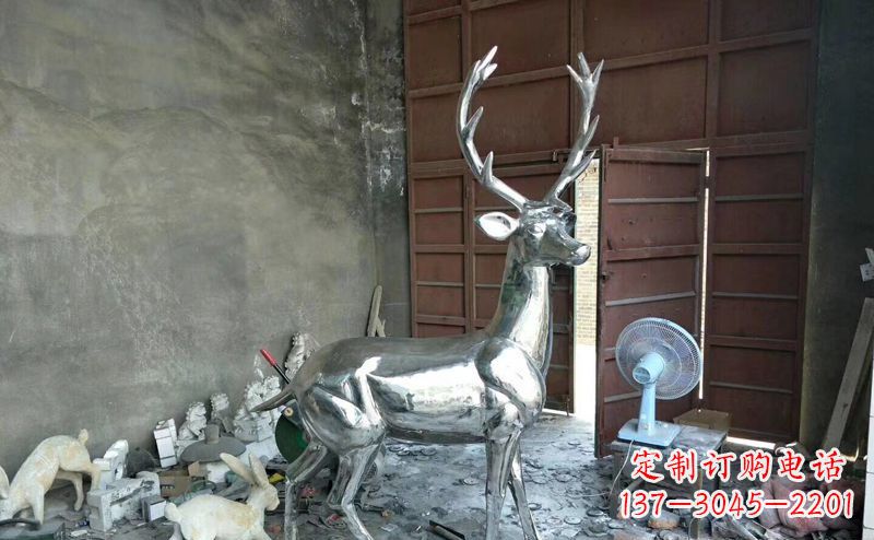 泰州艺术精美的不锈钢鹿装置雕塑