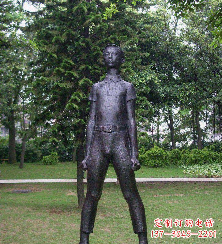 泰州夕阳下的感动——铜雕男孩人物雕塑