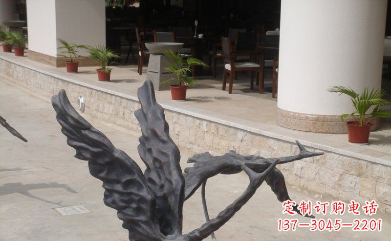 泰州公园抽象大雁动物铜雕