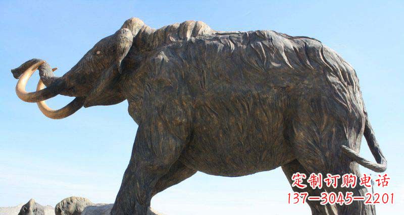 泰州公园抽象大象动物铜雕