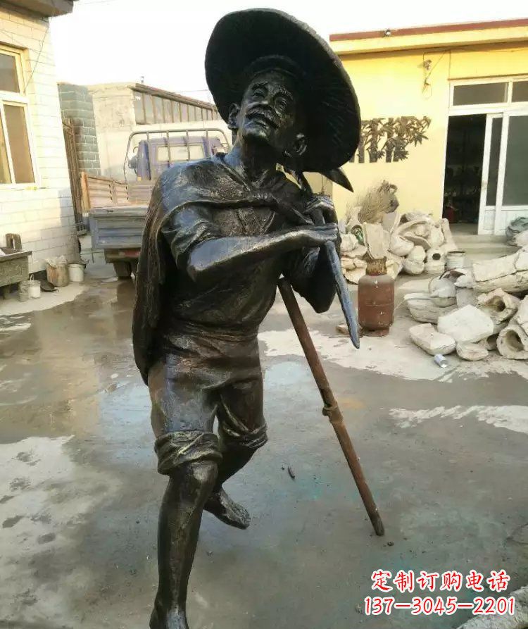 泰州公园渔夫铜雕
