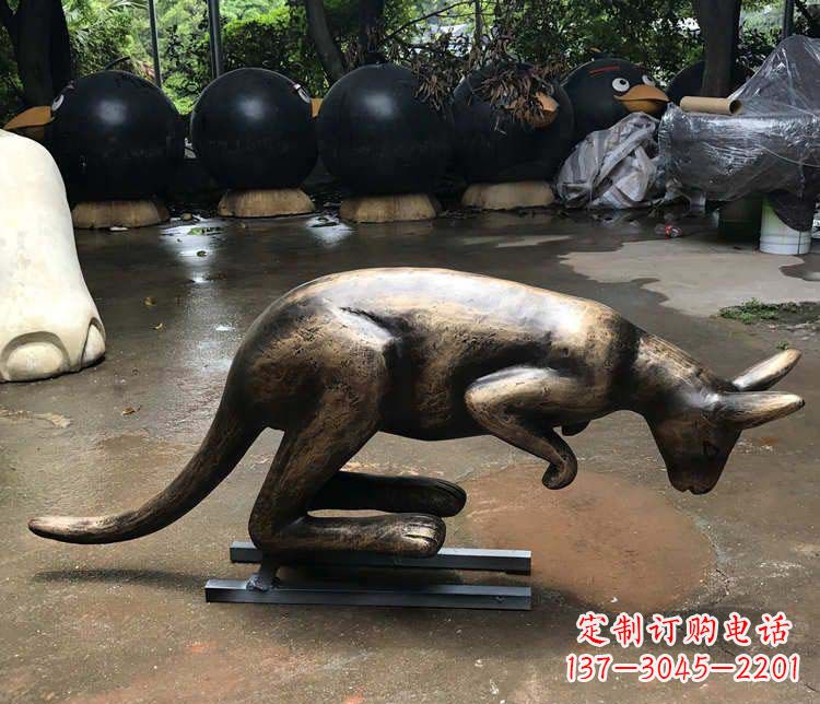 泰州中领雕塑袋鼠铜雕