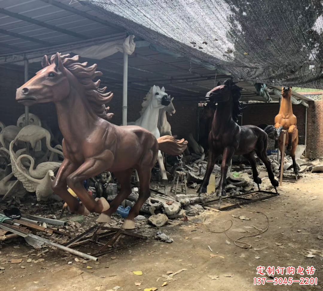 泰州公园动物铜马雕塑