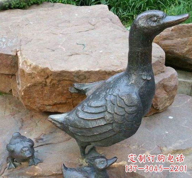 泰州动物雕塑——精致铜质鸭子雕塑