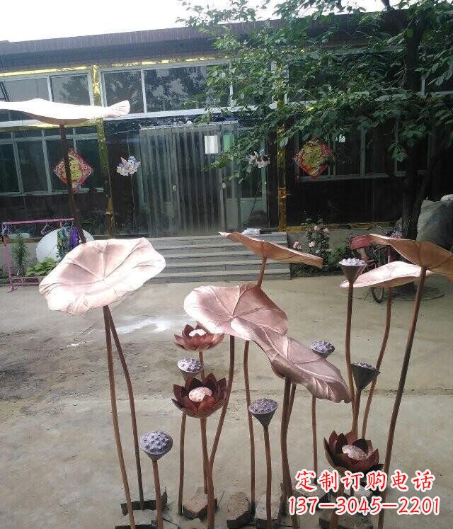 泰州精美锻铜荷叶雕塑