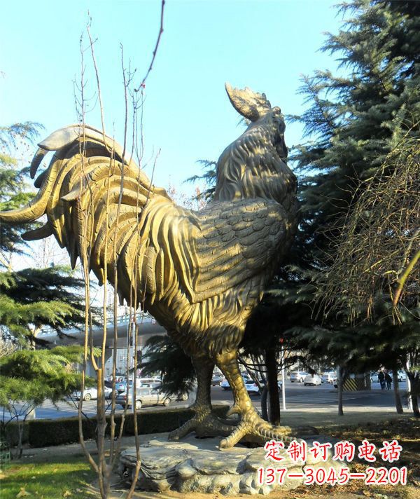 泰州公园公鸡动物铜雕