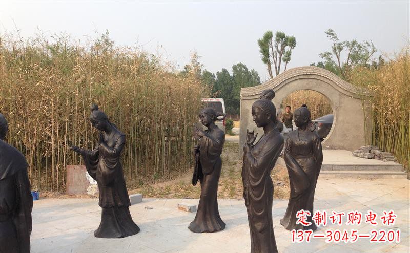 泰州公园古代女人人物铜雕