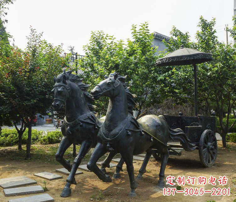 泰州公园景观古代马车铜雕