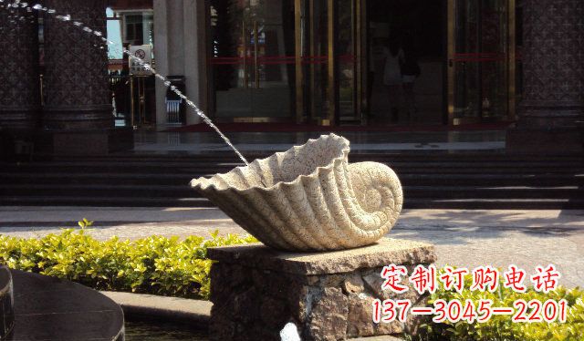 泰州优雅的蜗牛喷泉石雕