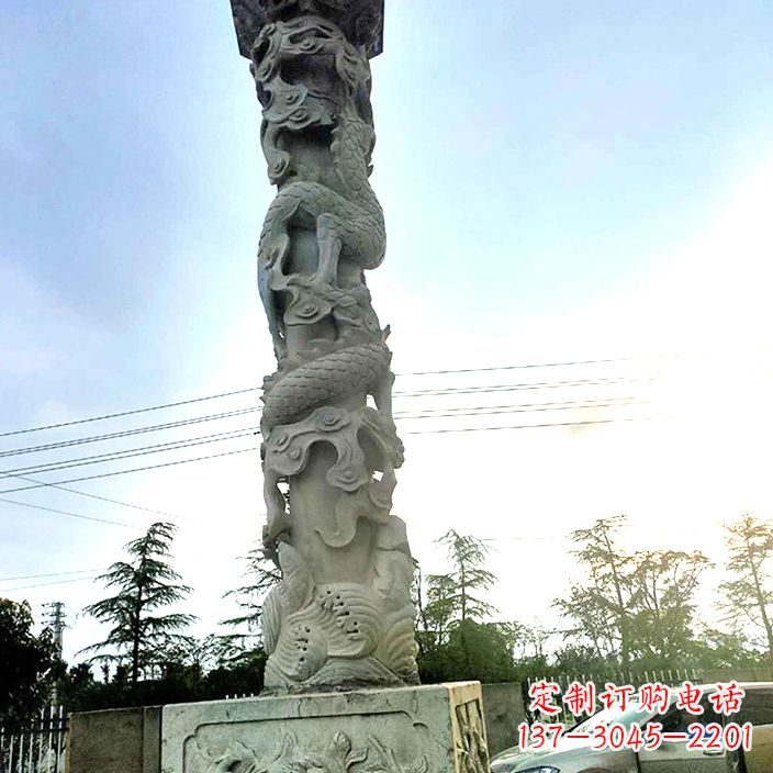 泰州公园龙柱石雕