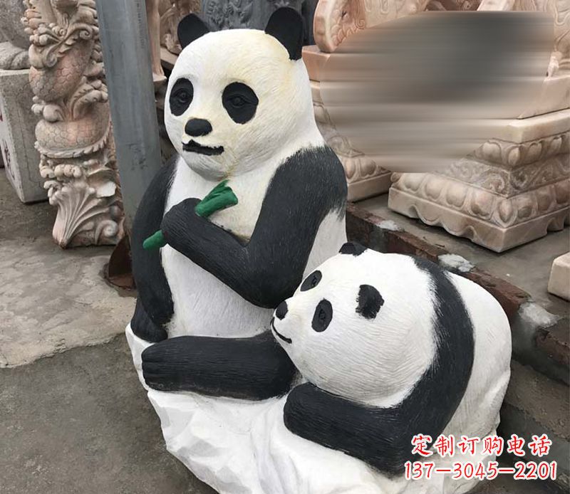 泰州公园母子熊猫石雕