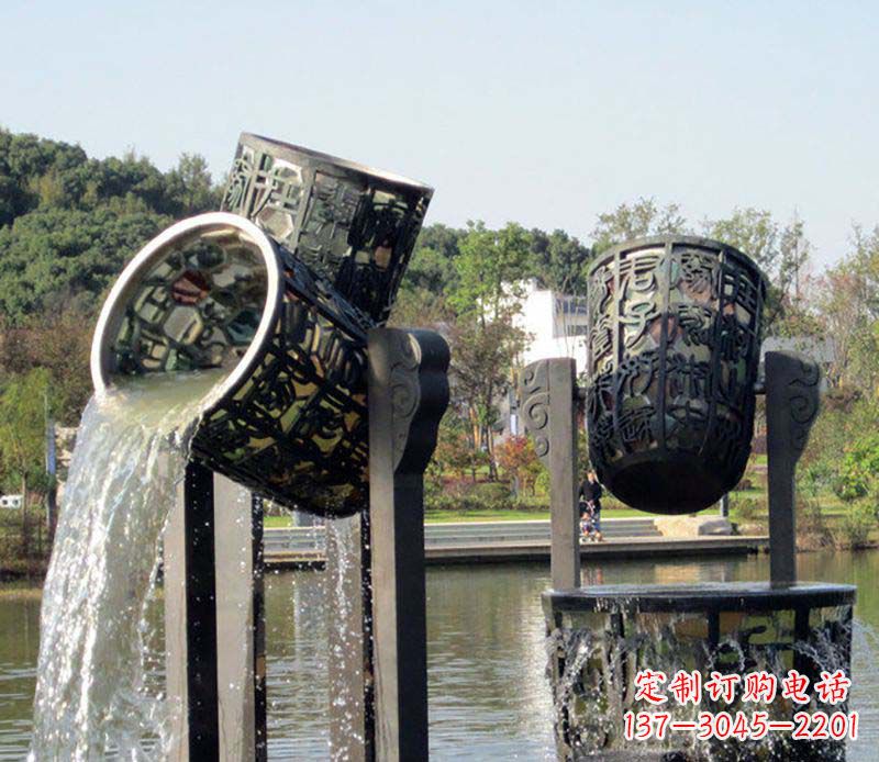 泰州公园水缸喷泉铜雕
