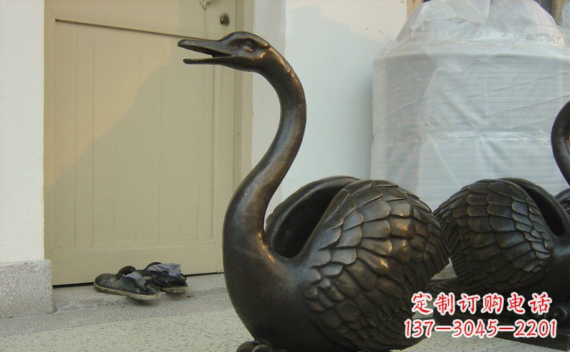 泰州公园天鹅动物铜雕 (3)