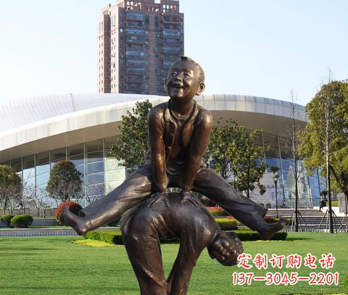 泰州童趣十足的山羊铜雕