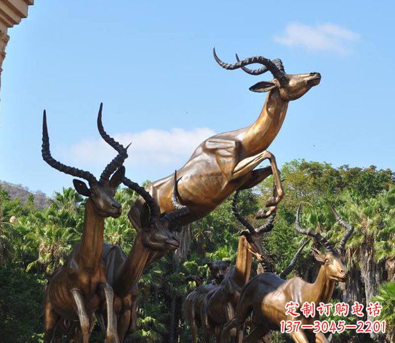 泰州立体雕塑——羚羊奔跑