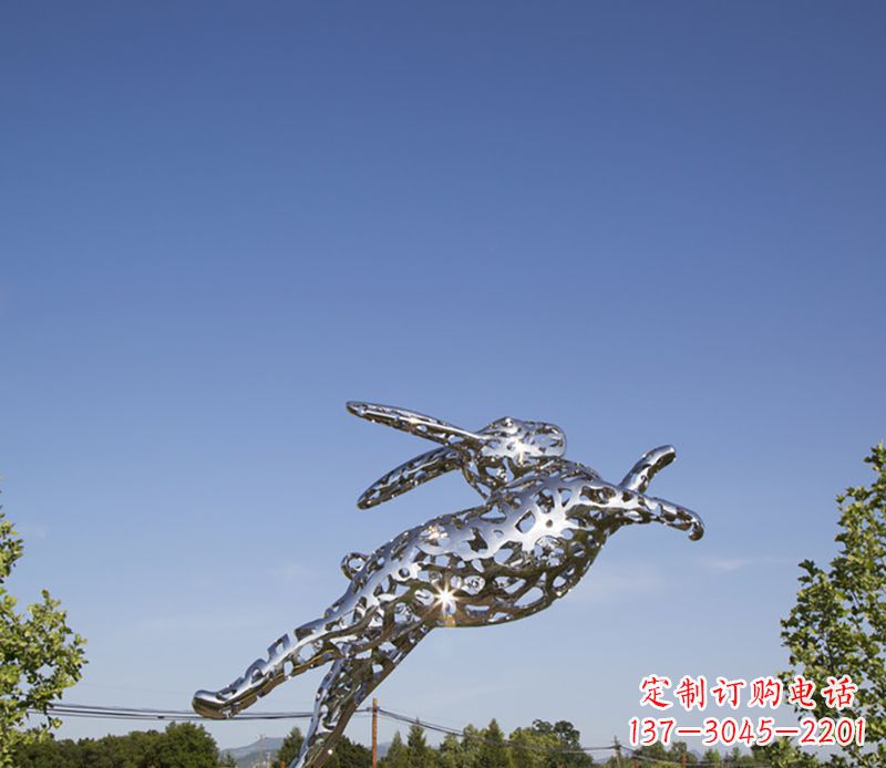 泰州不锈钢兔子雕塑