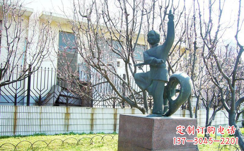 泰州精致细腻的老人铜雕
