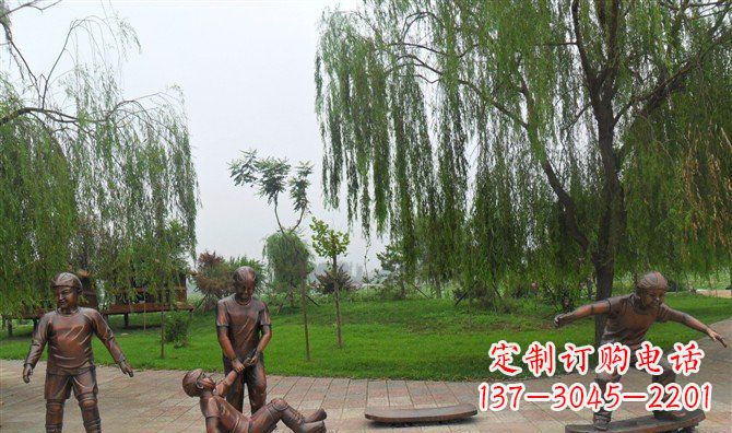 泰州多彩童年,铜雕小孩游戏人物雕塑