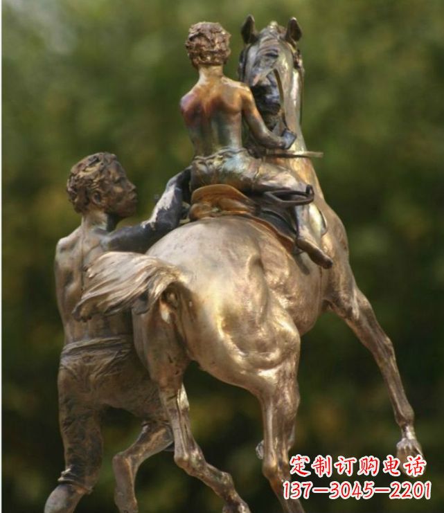泰州浪漫无限,精致骑马铜雕