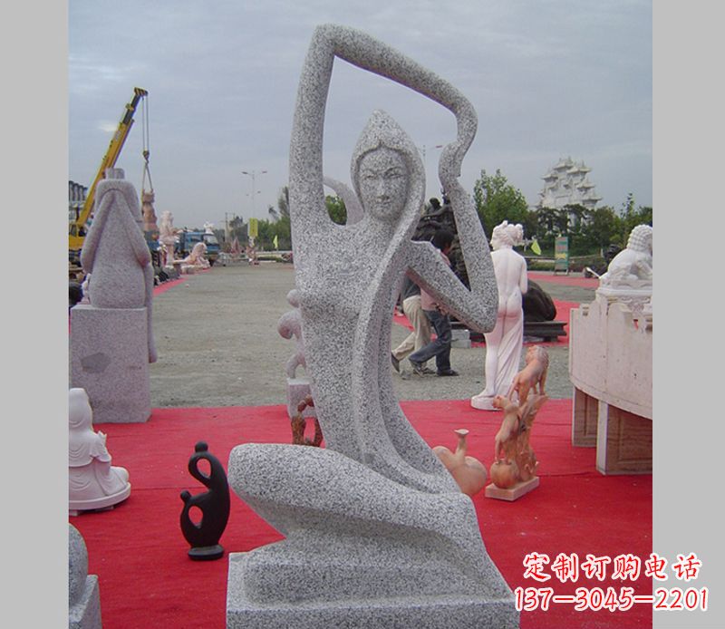 泰州公园瑜伽美女石雕