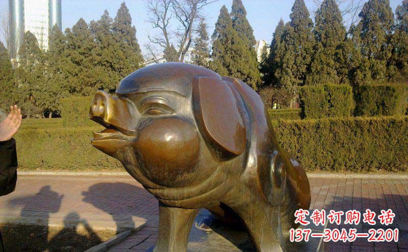 泰州定制公园猪铜雕