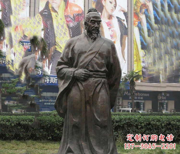 泰州传承历史,激发灵感——李时珍铜雕