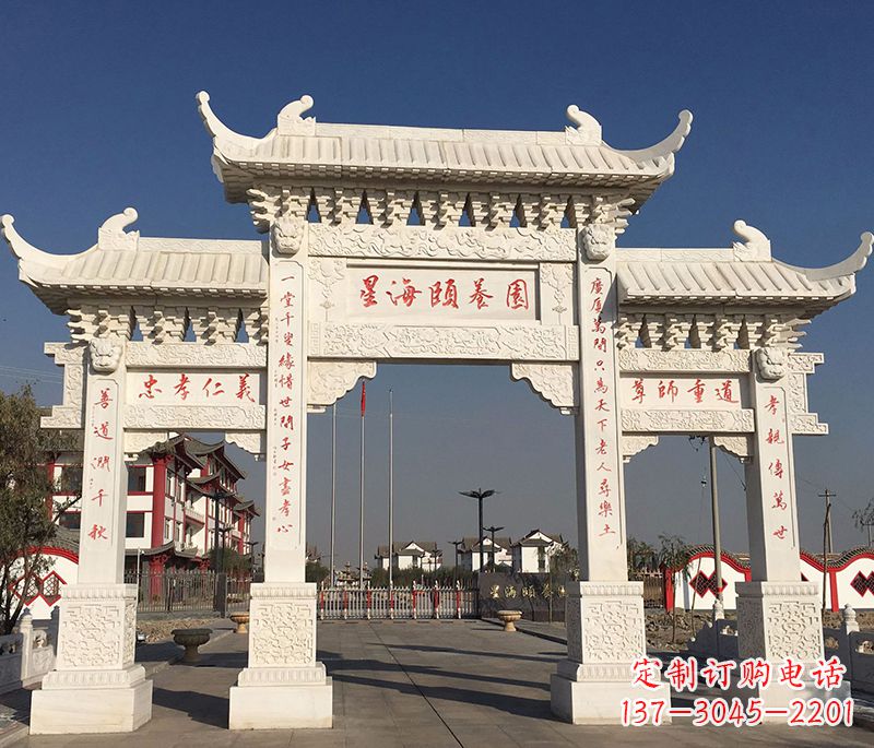 泰州古典牌坊浮雕柱子
