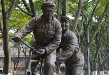 泰州装饰你家园的自行车雕塑