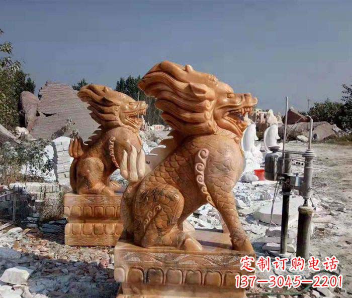 泰州精美绝伦,古典神兽晚霞红石雕麒麟
