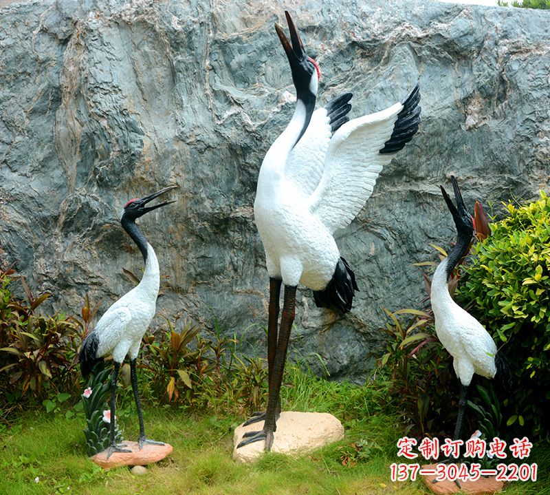 泰州故宫仙鹤雕塑