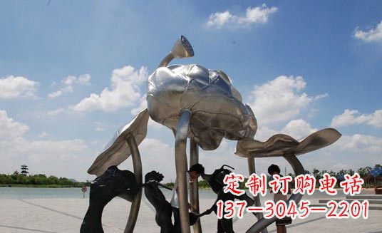 泰州广场不锈钢抽象莲花莲叶雕塑