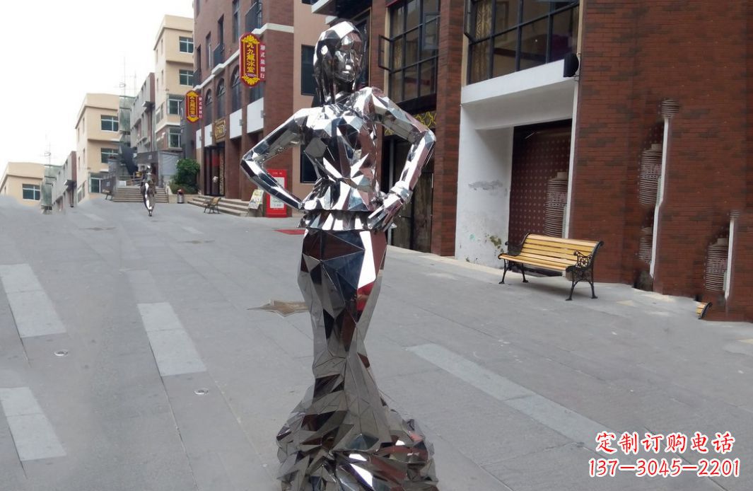 泰州以美丽的姿态展示不锈钢美女雕塑