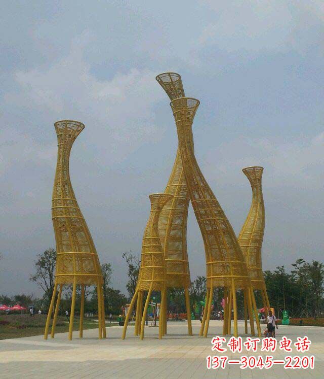 泰州广场不锈钢抽象长颈鹿雕塑