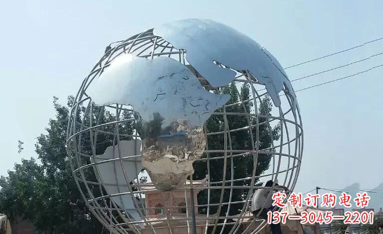 泰州用艺术充实空间,精工制作高品质不锈钢地球仪雕塑