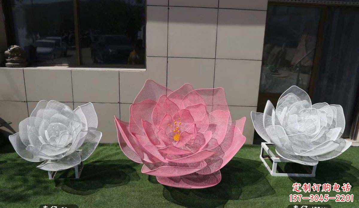 泰州精美雕刻的不锈钢荷花雕塑