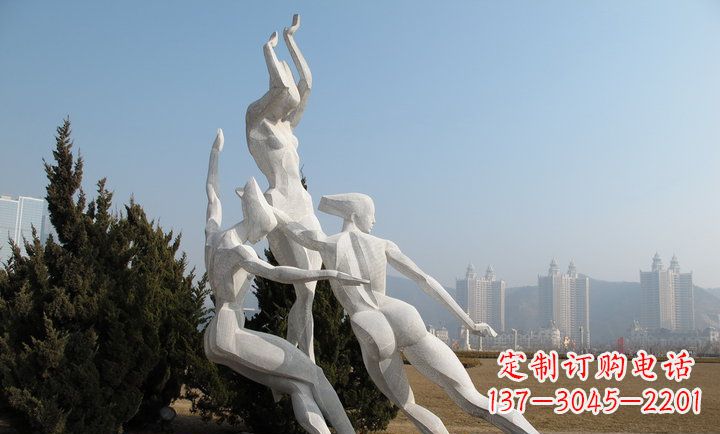 泰州广场不锈钢滑冰的女孩雕塑