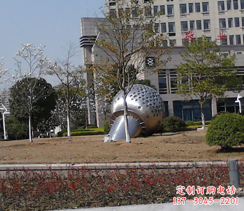 泰州传统话筒雕塑,融合现代美学设计