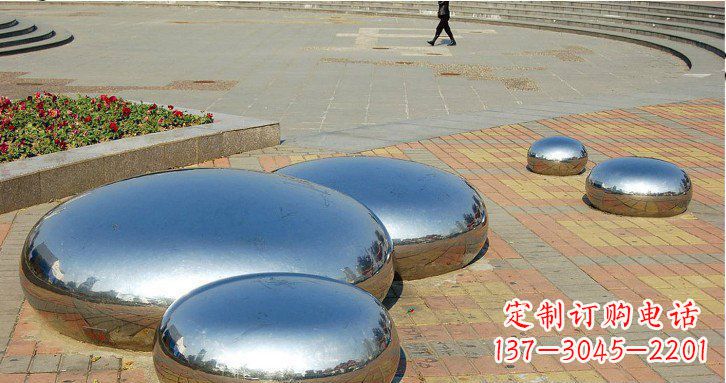 泰州广场不锈钢镜面水滴雕塑 (2)
