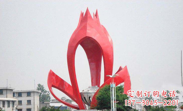 泰州中领雕塑：莲蓬雕塑，营造神秘艺术气息