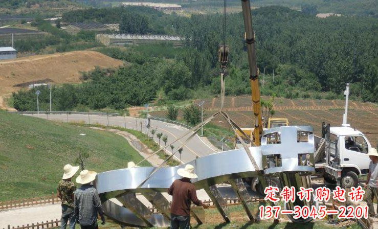 泰州广场不锈钢竖琴雕塑